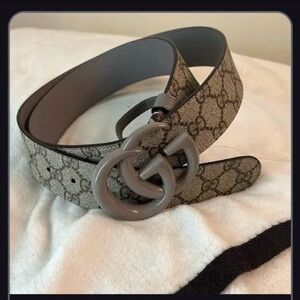 Gucci Beige and Gray GG Belt